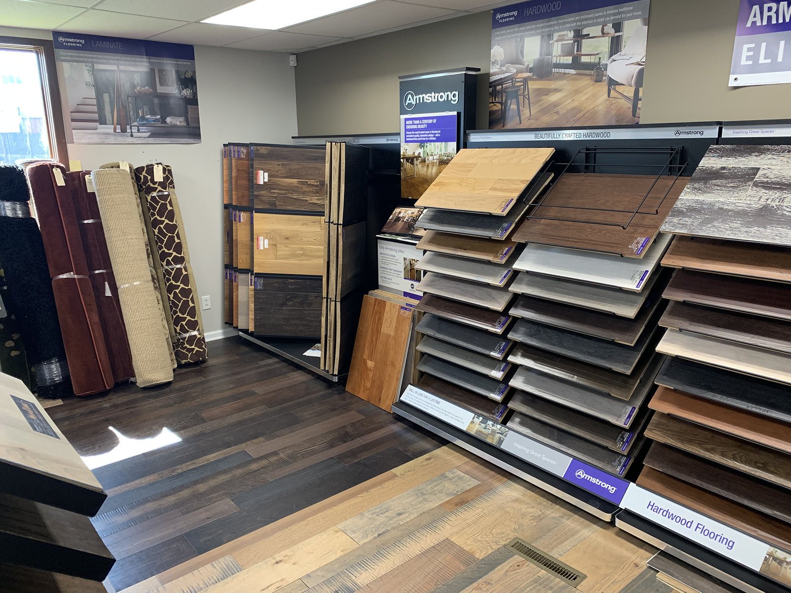 7 things to examine in a flooring store